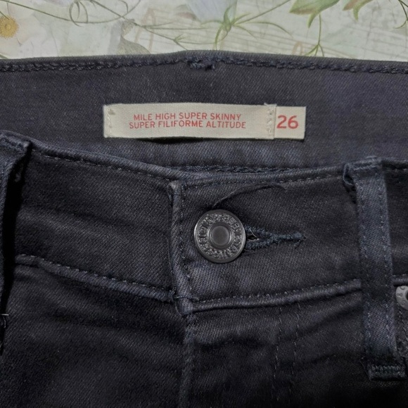 Levi's Mile High Super Skinny Jeans in Night - Picture 6 of 8